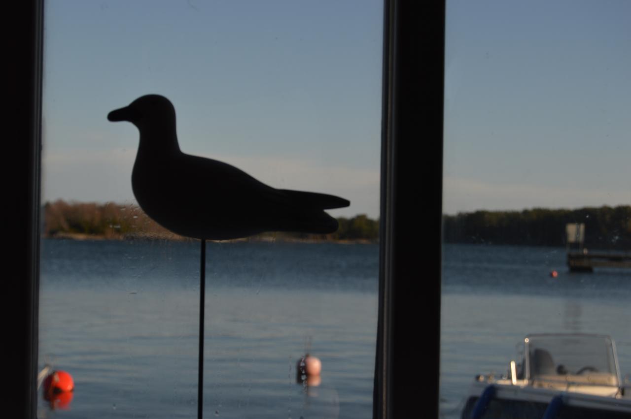 Vuosnaisten Meriasema Kustavi Exteriér fotografie